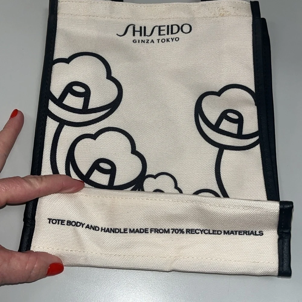 Shiseido small cream / black tote with handles, preowned